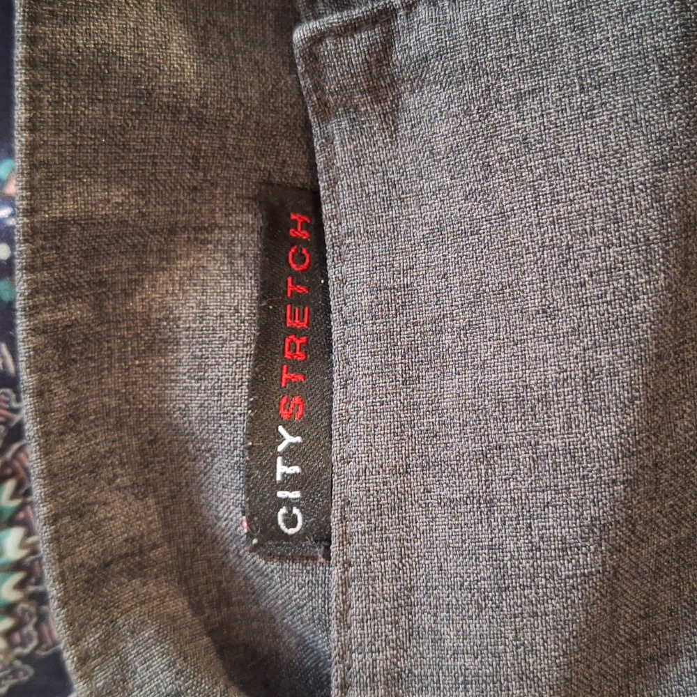 New York & Company Charcoal Women's Trousers - Picture 7 of 8
